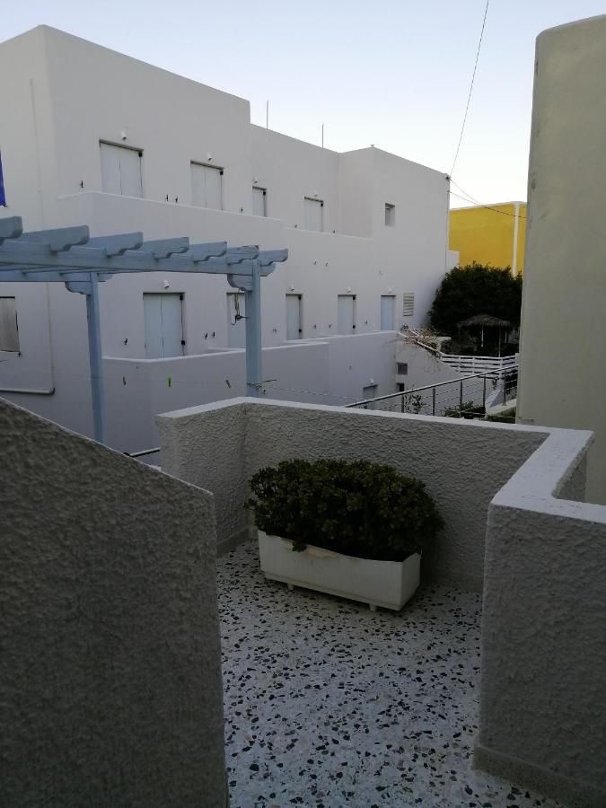 Hotel Dilino Kamári Zewnętrze zdjęcie